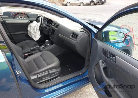 2017 Volkswagen Jetta 1.4T Se из США, поврежденный, VIN 3VWDB7AJ7HM255987